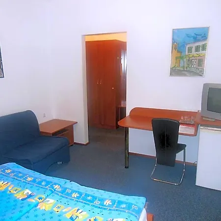 Pri Belokranjcu 3*