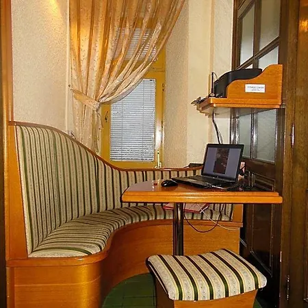 Pri Belokranjcu 3*