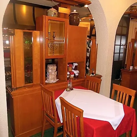 Pri Belokranjcu فندق