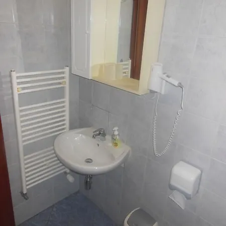Pri Belokranjcu 3*