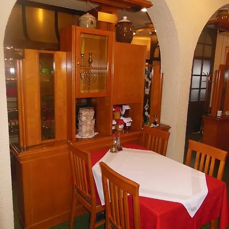 Pri Belokranjcu 3*